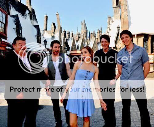 cast Pictures, Images and Photos